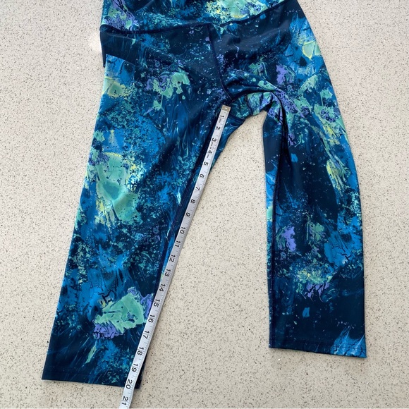 FILA Sport- Matching Athletic Set Size L - Picture 14 of 15